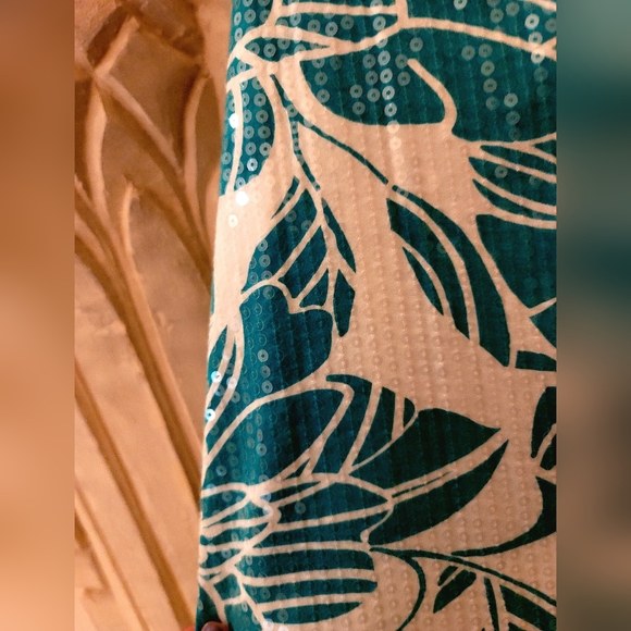 Tank Top - Picture 3 of 4